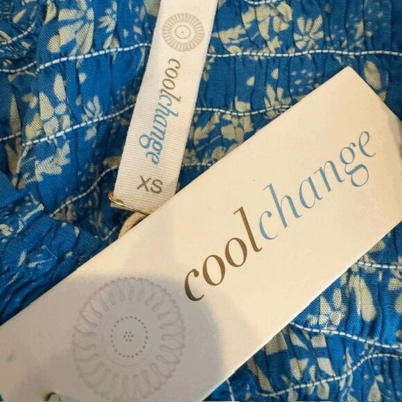 NEW! Cool Change Stevie Dress Meadow Print Cobalt Vanilla Ruched Size XS - Picture 5 of 10